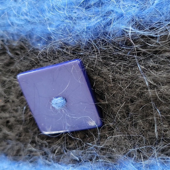 GORGEOUS VINTAGE HOLLY'S HANDKNIT SWEATER.  MADE IN ENGLAND. - Picture 13 of 16